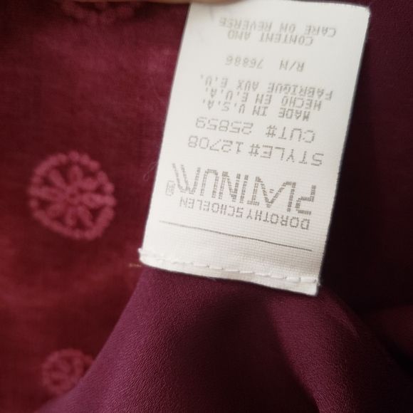 NEW Vest - Picture 10 of 14